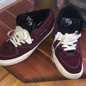 Vans half cab size 9 mens 10.5 womens